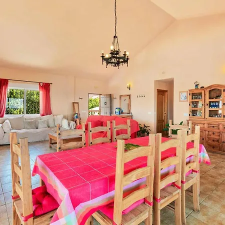 Mi Casa Nueva Villa *